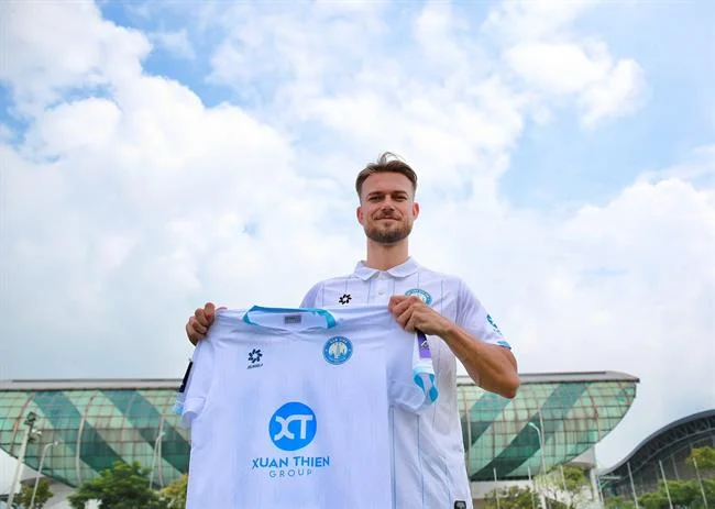 Banner khuyến mãi hoàn trả hàng ngày cho game câu cá.